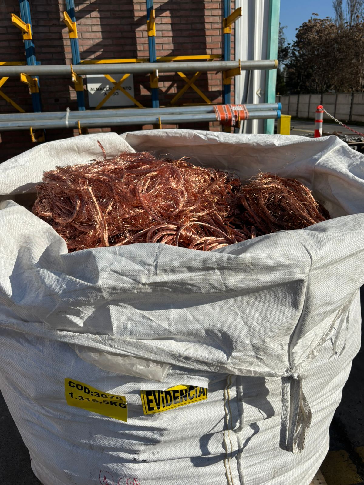 Decomisan más de 7 mil kilos de cable de cobre robado a la CGE/PDI/CGE