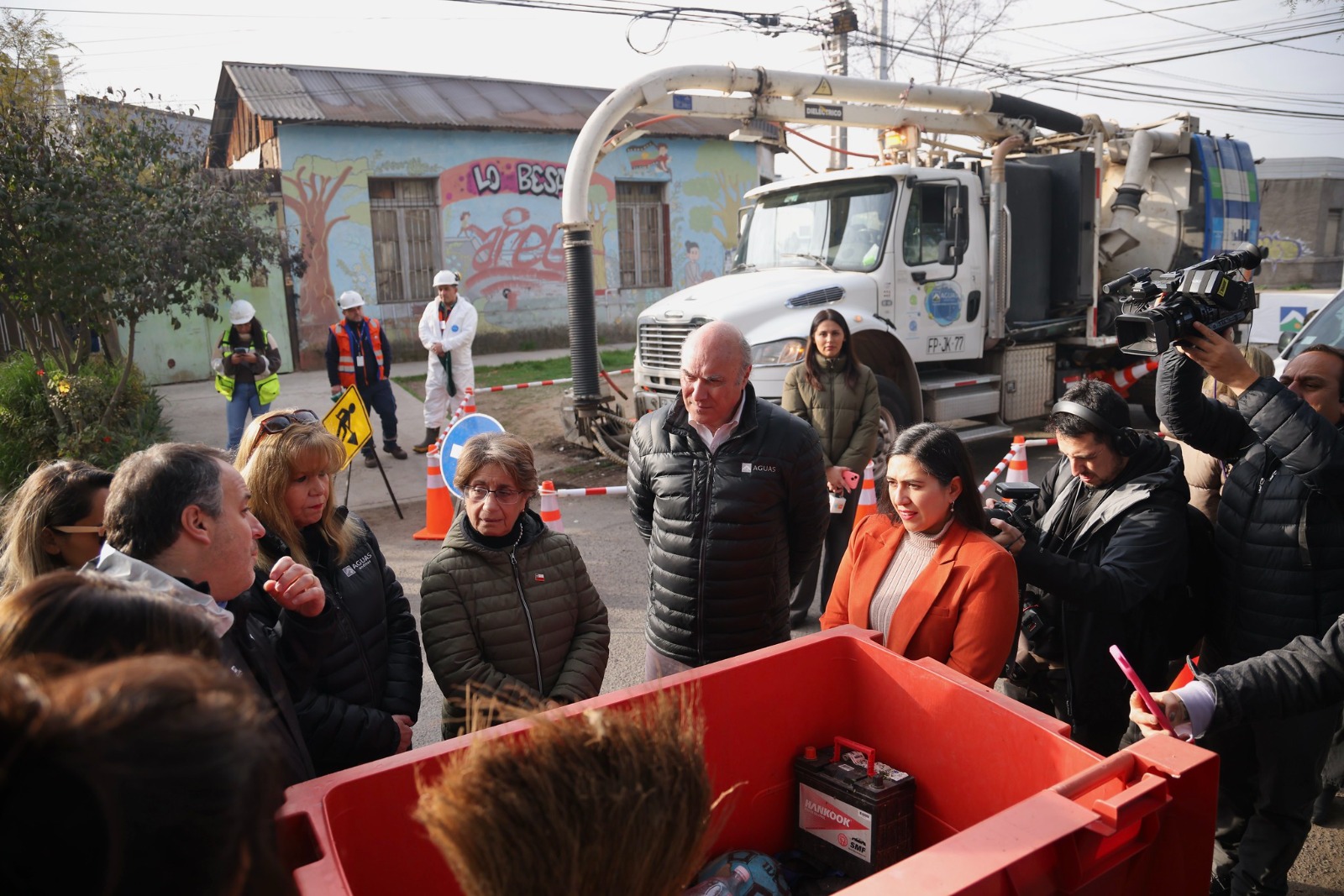 Aguas Andinas junto al MOP y el municipio de Quinta Normal lanzan la campaña “Cuidar la alcantarilla suena bien”/MOP