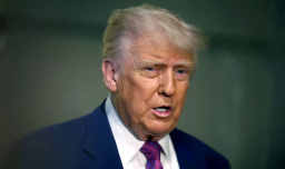 Las teorías de la conspiración pusieron a Trump en el poder, pero ahora se están volviendo en su contra por el caso Epstein