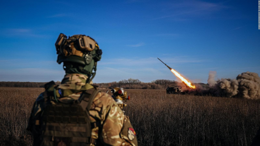Rusia celebra la decisión de EE.UU. de suspender envíos de armas a Ucrania: Kyiv califica la acción de “inhumano”