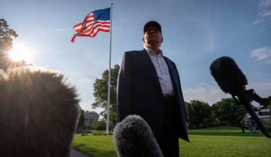 Gran triunfo de Donald Trump: Aprueban proyecto de recortes fiscales y aumento de fondos en defensa