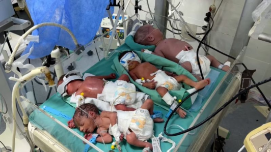 Crisis de combustible en Gaza alcanza punto crítico: Médicos desesperados meten varios bebés en una incubadora
