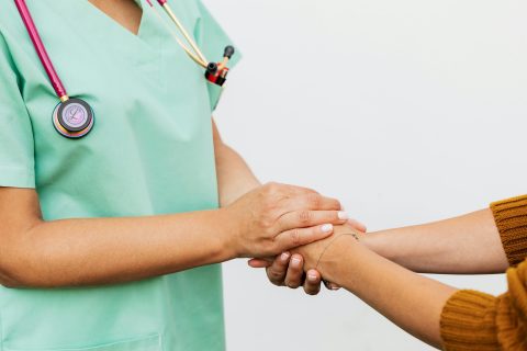 Rara enfermedad genética: ¿Qué es el Angioedema Hereditario y cómo identificarlo?