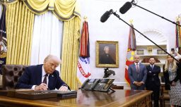 Donald Trump anuncia nuevo plan arancelario: Chile conserva arancel de 10% desde el 7 de agosto