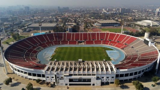 Corte rechaza reclamo de productoras contra Ñuñoa por cobro de externalidades en eventos masivos en el Estadio Nacional