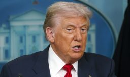 Por idea de Trump: La Casa Blanca acogerá un combate de la UFC el Día de la Independencia de Estados Unidos