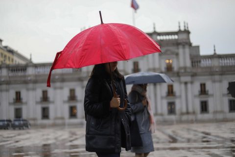 Emiten aviso por precipitaciones desde Coquimbo al Maule: ¿Cuándo lloverá y qué zonas se verán afectadas?