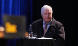 "Tiene el carácter para enfrentar los problemas": Senador Kusanovic (RN) anuncia apoyo a Kast y se desmarca de campaña de Matthei