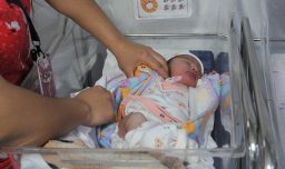 Virus respiratorios en niños aumentan y podrían extenderse hasta septiembre, según experta