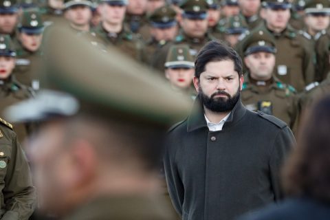 “Mis condolencias…”: Presidente Boric lamenta muerte de carabinero en accidente cuando se dirigía a procedimiento policial
