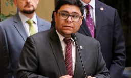 Diputado José Carlos Meza sufre violenta encerrona en Huechuraba junto a su sobrina: Fue amenazado con armas de fuego