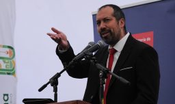 Alcalde de La Cisterna, Joel Olmos, renunció a Acción Humanista tras fracaso del oficialismo para conformar lista única