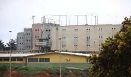 Avanza en el Senado proyecto que busca eximir de trámites y reducir plazos para la ampliación y construcción de cárceles