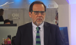 Mulet tras los dichos de Kast sobre el Congreso: "Lo pone en potencia como un eventual dictador o un presidente autócrata"