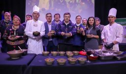 Ministro Valenzuela impulsará declarar el Día Nacional de la Papa Frita: "Como el pipeño o la longaniza"
