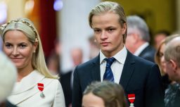 Acusan formalmente a Marius Borg, hijo de la princesa de Noruega, de cuatro casos de violación