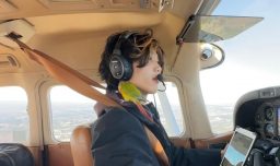 Ethan Guo, joven piloto de Estados Unidos, llega a acuerdo para dejar Chile: Hay dudas sobre si podrá salir en su avión