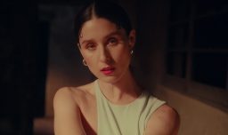 “Es muy urgente”: Francisca Valenzuela alza la voz por la inclusión femenina en la música latinoamericana
