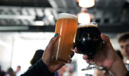 Día de la Cerveza: ¿Cómo cambió el consumo en Chile en los últimos años?