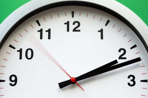Cambio de hora en Chile: ¿Qué sábado inicia el horario de verano 2025?