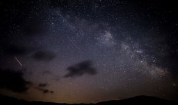 Lluvia de estrellas Perseidas en Chile: ¿Cuándo es el peak en que se podrán ver hasta 100 meteoros por hora?