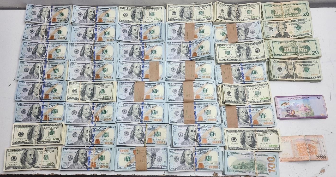 Colchane: Aduanas detectó contrabando de cerca de medio millón de dólares y billetes falsificados/Aduanas