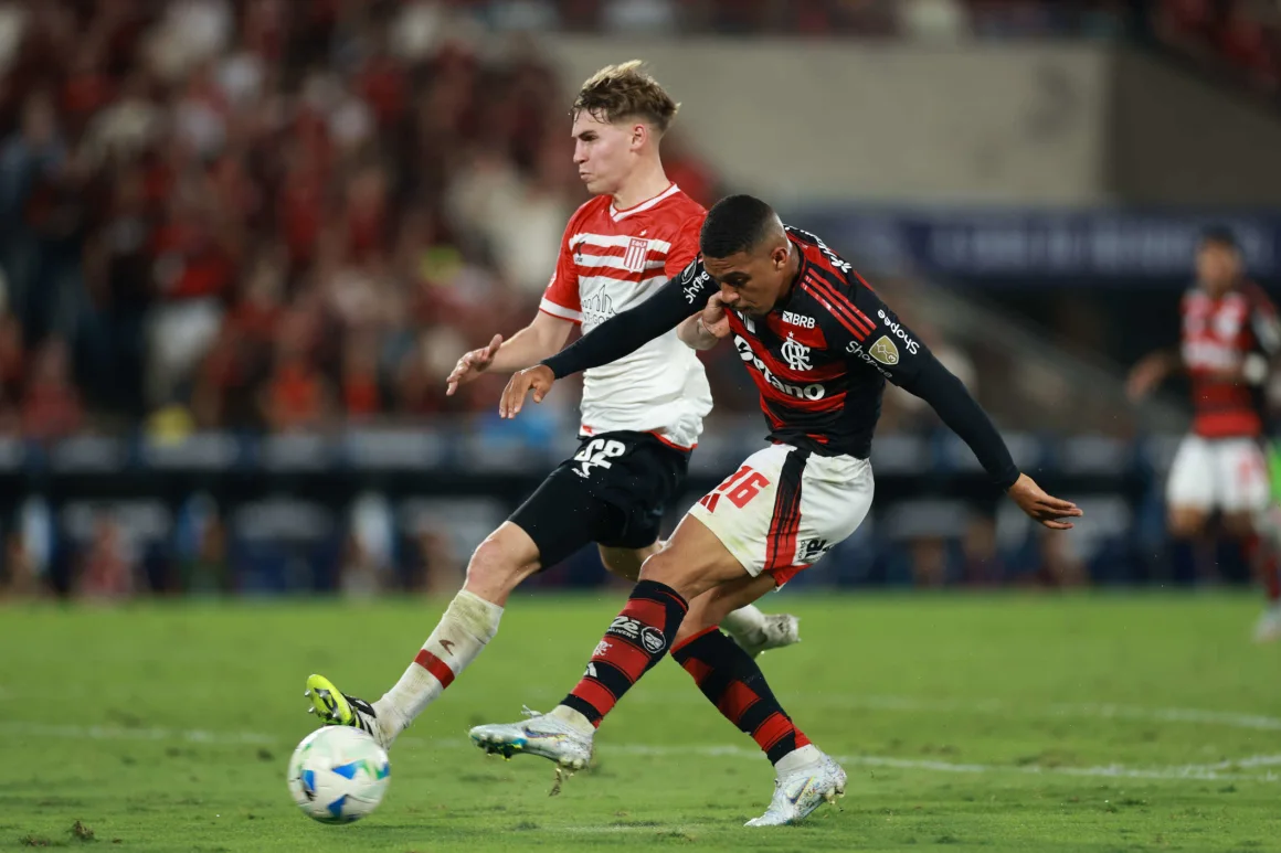 Flamengo ganó en Brasil 2-1 pero ahora debe visitar a Estudiantes por la revancha. Buda Mendes/Getty Images