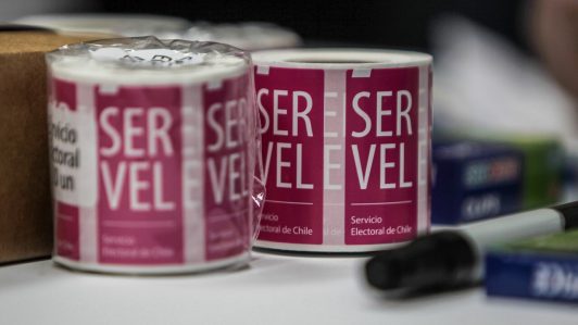 Lanzan campaña "Chile Vota Informado 2025": Vocales de mesa, voto obligatorio, multas y más