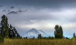 Senapred declaró Alerta Temprana Preventiva en nueve comunas de La Araucanía por aviso de tormentas eléctricas