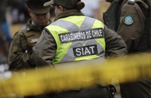 Detienen a conductor sin licencia que provocó apagón y fuga de agua tras persecución en Estación Central