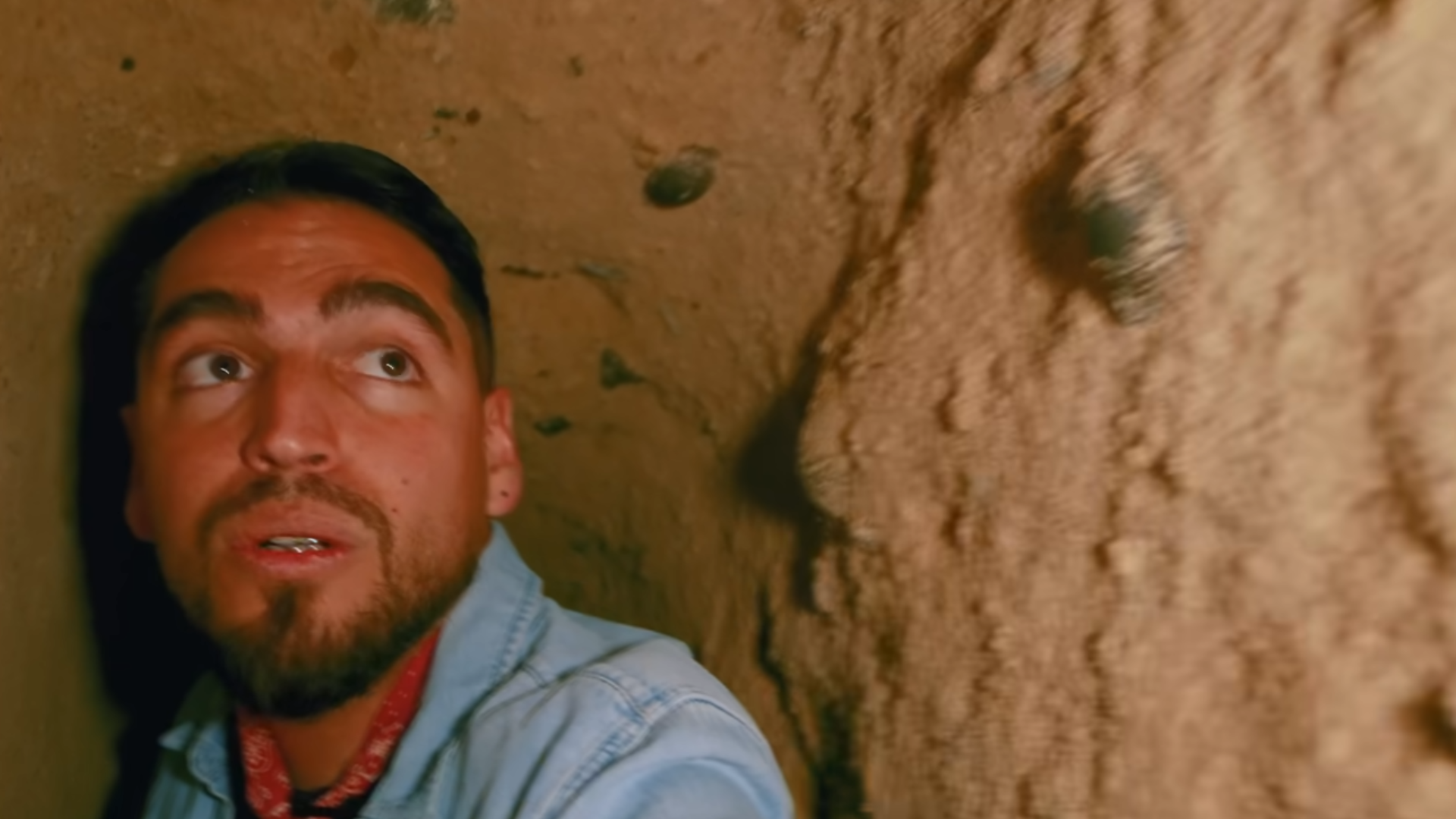 El misterio del túnel oculto de Cerrillos: La historia del hallazgo que un vecino transformó en “museo subterráneo”