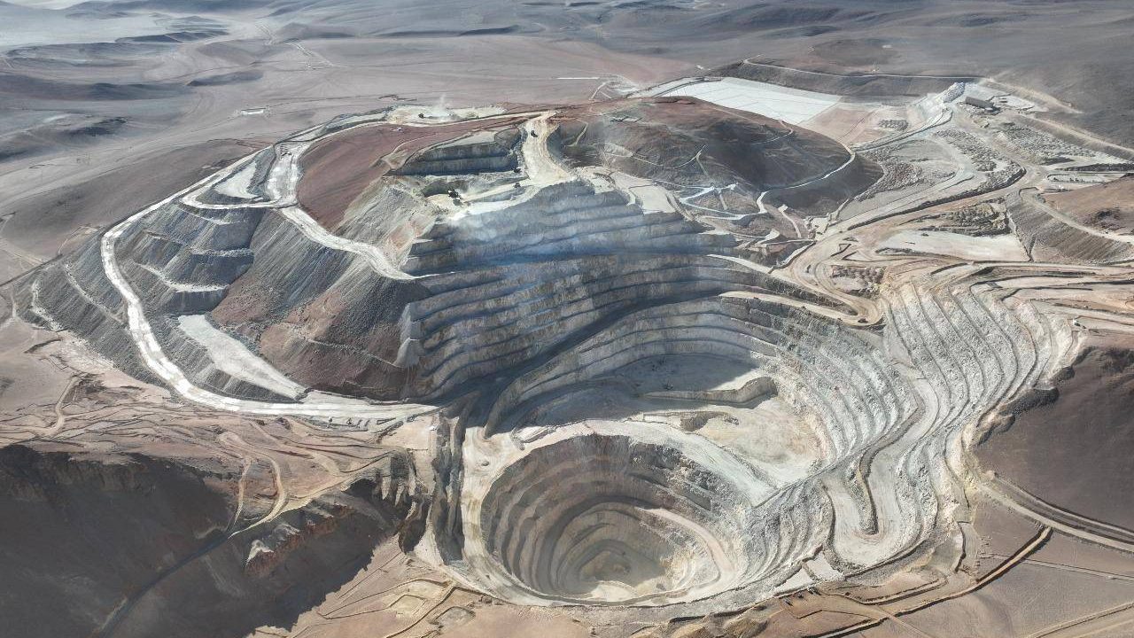 Inauguran proyecto Salares Norte en Atacama: Permitirá aumentar en 25% la producción nacional de oro