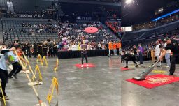 Realizan 35° edición de las "Olimpiadas de la limpieza" en Las Vegas: Trabajadores de hoteles hicieron distintas pruebas