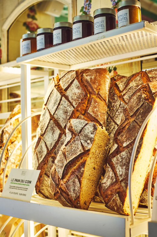 El pain du coin de Benoît Castel refleja el interés del movimiento panadero moderno por los panes rústicos y sustanciosos. Guillaume Czerw