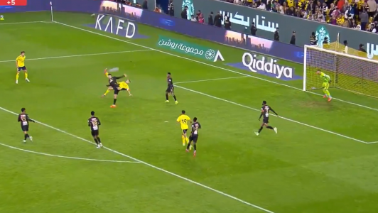 Cristiano Ronaldo vuelve a deslumbrar con un golazo de chilena y alcanza las 954 anotaciones