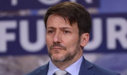 AC por cuentas de luz: Diego Pardow descarta conflicto de interés por vínculo de su esposa con Transelec