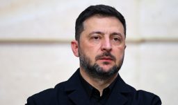 Zelenski estaría alistando anuncio de elecciones y plebiscito por la paz: Surgen dudas y desmentidos en Ucrania