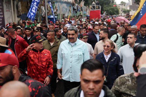 Nicolás Maduro pide estar preparados para “partirle los dientes” a Estados Unidos si “hiciera falta”