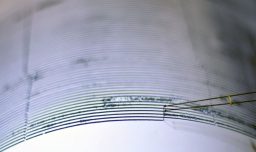 Terremoto de magnitud 7,6 sacude el norte de Japón