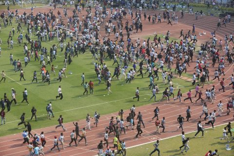 Visita de Messi a la India termina en disturbios y caos: Público destrozó el estadio y ya se abrió una investigación