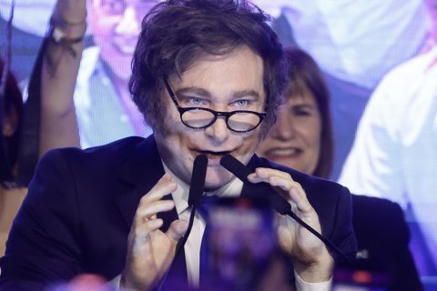 Soldado aparece muerto en la residencia oficial del presidente argentino, Javier Milei: Se investiga un posible suicidio