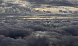 Descienden las temperaturas por una baja segregada: ¿Cuál será la máxima para Santiago? | CNN Tiempo