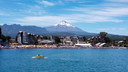 Sernageomin responde tras auditoría de Contraloría que apunta a "débil monitoreo" de Volcán Villarrica