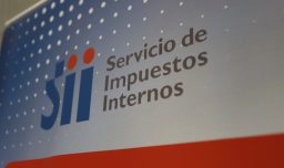 SII fiscaliza pagos en cuentas financieras de chilenos en el exterior por más de $1,5 billones: No se informaron en declaraciones de renta