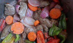 Ministerio de Agricultura entrega alternativas de menú para las fiestas de fin de año: Opciones van desde $30 mil a $37 mil