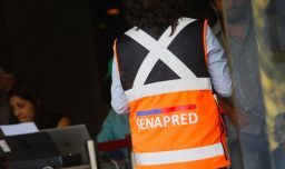 Evacuación por incendio forestal en Pudahuel: Senapred activó alerta SAE para cuatro sectores