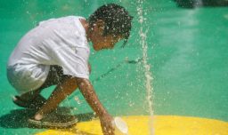 Aguas Andinas habilitó 46 plazas de agua a lo largo de toda la Región Metropolitana: ¿Dónde están ubicadas?