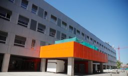 Hospital del Salvador afirma que la operación de la madre de la ministra Aguilera “cumplía con los criterios de priorización de atención”