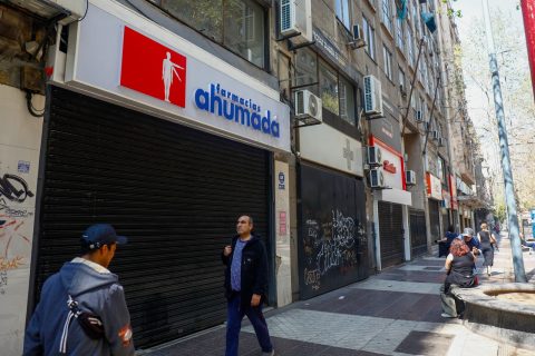 Multas por incumplir feriados irrenunciables de Navidad y Año Nuevo pueden superar $1.3 millones por trabajador