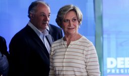 Evelyn Matthei previo a votar en segunda vuelta: “Espero que el país sepa escoger de la mejor manera”